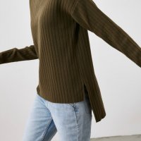 Рипсен пуловер с асиметричен подгъв, снимка 2 - Блузи с дълъг ръкав и пуловери - 38698768