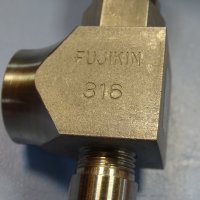 кран г-образен FUJIKIN 150K 316 diaphragm valve actuator 1/4, снимка 6 - Резервни части за машини - 37203792