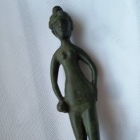 Бронзова статуетка на Богиня – Майка 20 см сувенир , снимка 4 - Антикварни и старинни предмети - 43761701