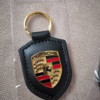 Качествен черен и тъмно- кафяв кожен ключодържател с цветна метална  емблема на Порше Porsche, снимка 6 - Аксесоари и консумативи - 35648142