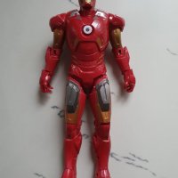 Фигура 32 см Железният човек (Iron Man) светеща, снимка 1 - Други - 28717813