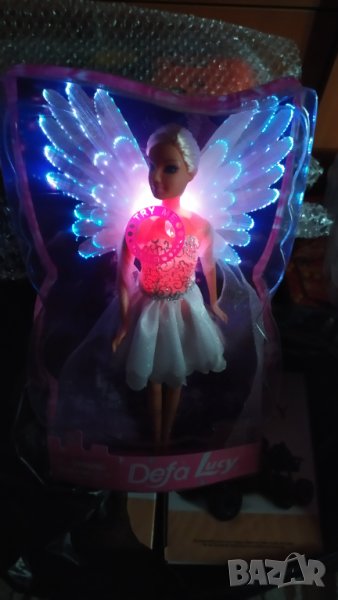  Барби със светещи крила , снимка 1