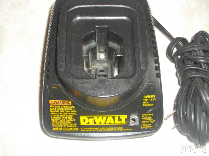 7.2V-14.4V-DeWalt DW9118-NiCd-Black Decker-Elu-ДеВалт-Зарядно-110 Волта-Отлично, снимка 1