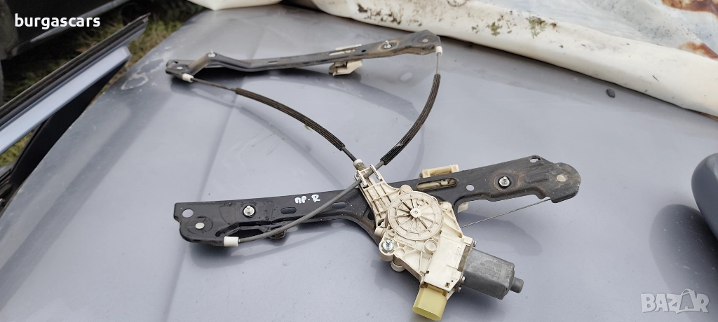 Стъклоповдигач моторче 0 130 822 225 Bmw 118D E87 - 90лв, снимка 1