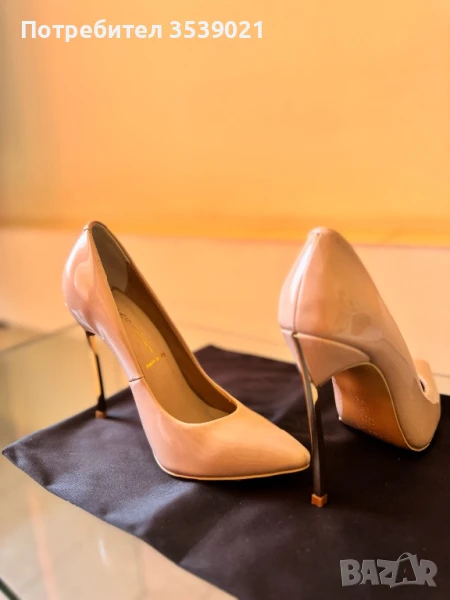 Чисто нови обувки Casadei размер 38, снимка 1