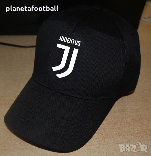 НОВО Футболна шапка на Ювентус!Фен шапка на JUVENTUS!, снимка 1