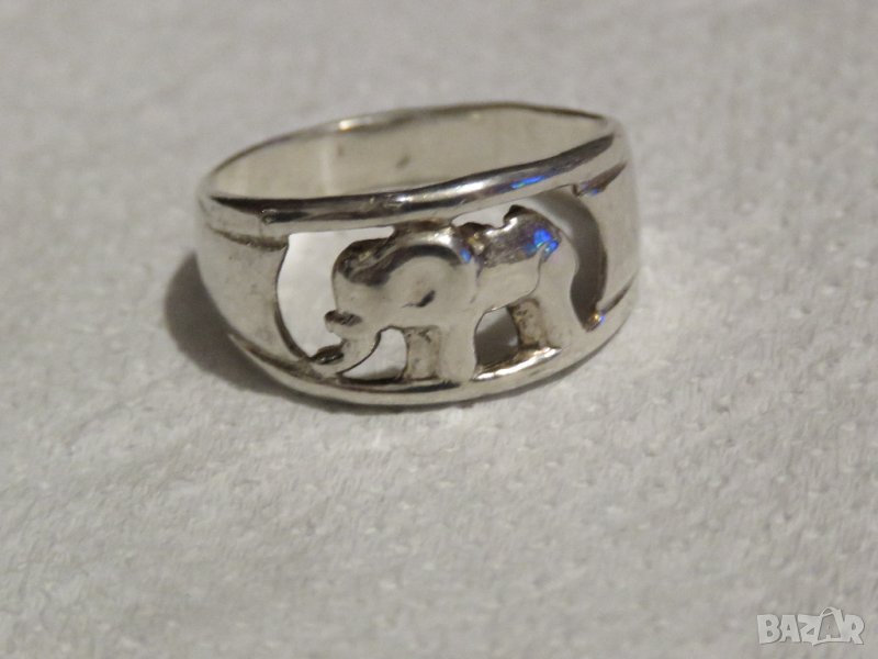 Стар Дамски сребърен пръстен със слонче  за да ви носи щастие и късмет., снимка 1