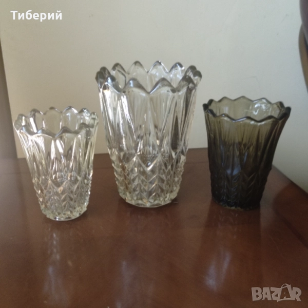 Стъклена ваза стара/ретро, снимка 1