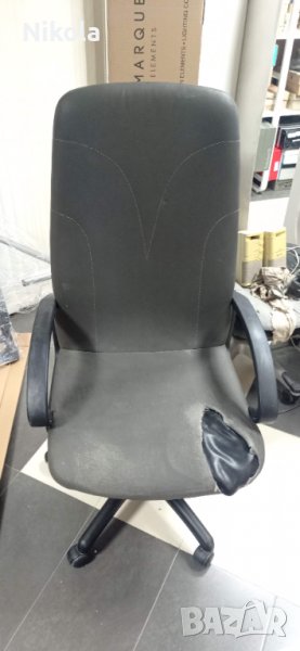 Офис стол на колелца и висока облегалка, снимка 1