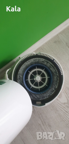Овлажнител Philips, снимка 2 - Овлажнители и пречистватели за въздух - 52198012