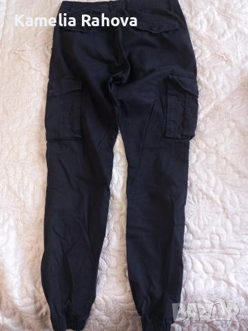 Черен карго панталон, снимка 2 - Панталони - 51625650