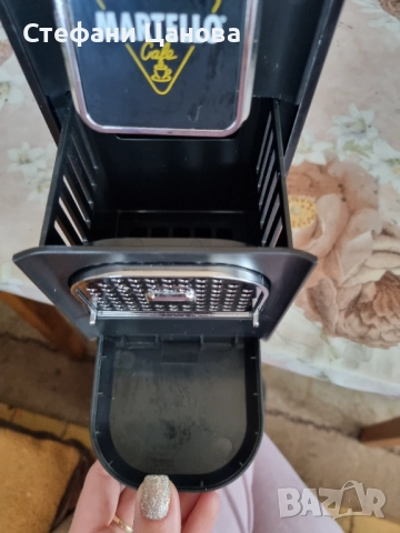 Кафе машина на капсули, снимка 4 - Кафемашини - 52790355