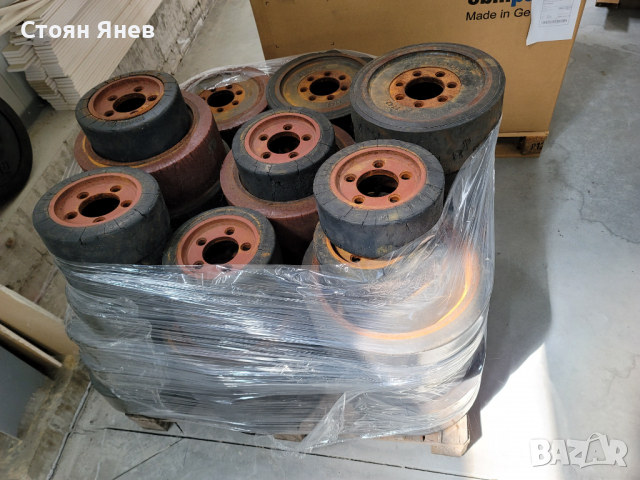 40 броя колела за електрокар , стакер ,Linde и др., снимка 6 - Други машини и части - 36514949