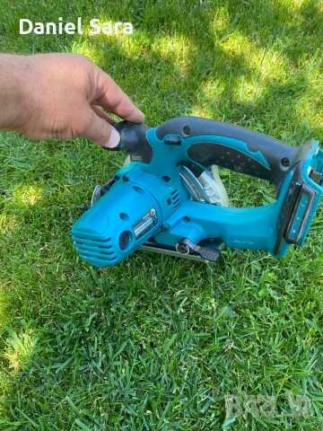Makita DSS501 Ръчен циркуляр “Макита”, снимка 2 - Други инструменти - 50552543