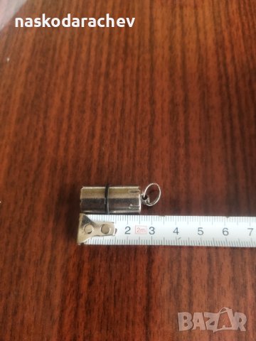 Колекционерска мини запалка за ключодържател , снимка 3 - Колекции - 44048133