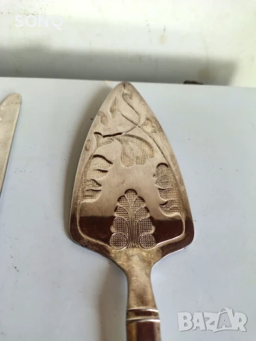 Прекрасен Посребрен Комплек За Сервиране, снимка 3 - Антикварни и старинни предмети - 51186209