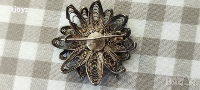 СТАРИННА СРЕБЪРНА (ПРОБА 900) БРОШКА ФИЛИГРАН, снимка 3 - Колиета, медальони, синджири - 43133840