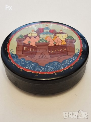 Ръчно рисувана руска кутия за бижута, снимка 5 - Антикварни и старинни предмети - 43288131
