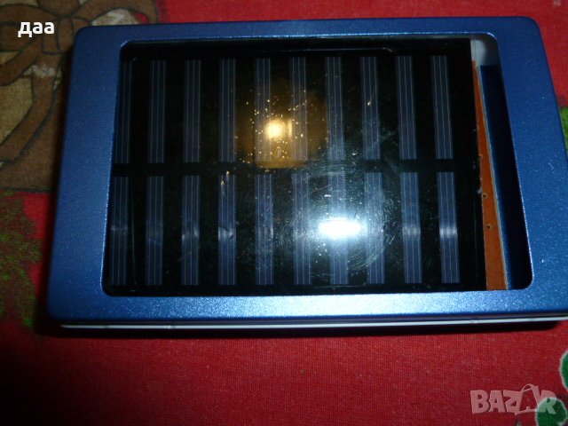 продавам Соларна POWER BANK батерия с мощна лед лампа 50000mAh, снимка 2 - Външни батерии - 39067069