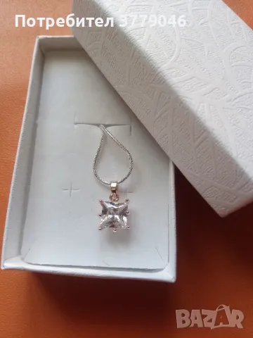 Колие с кристал, снимка 5 - Колиета, медальони, синджири - 50322392