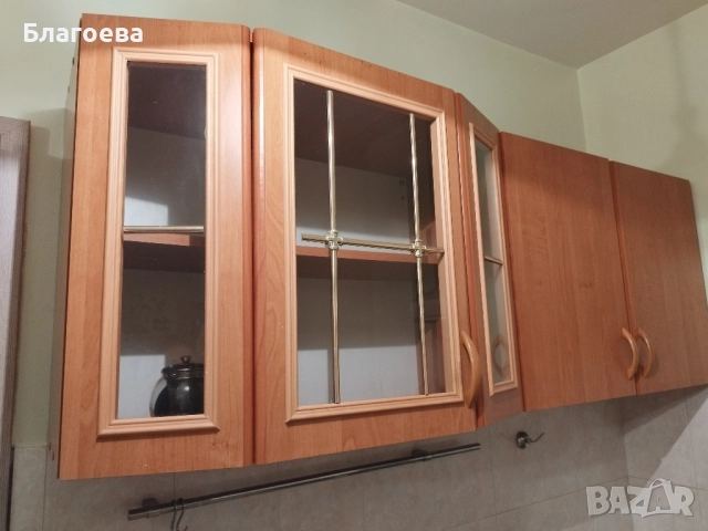 Кухненски шкафове и гардероб всичко от 20 лв до 50 лв/ брой 