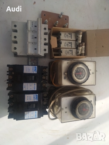 Високомощен предпазител,автоматичен прекъсвач/шалтер/моторно реле за време  ЧИСТО НОВИ!!! 