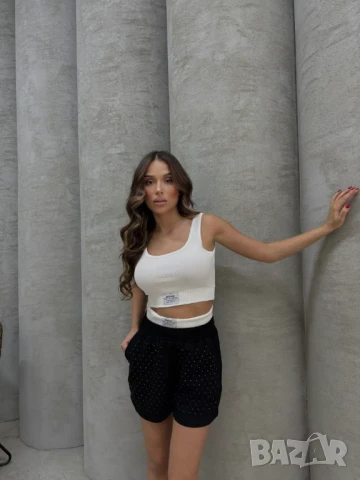 Дамски комплект от две части , снимка 2 - Комплекти - 50449454