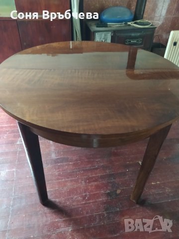 Продавам красива маса от дърво - уникална