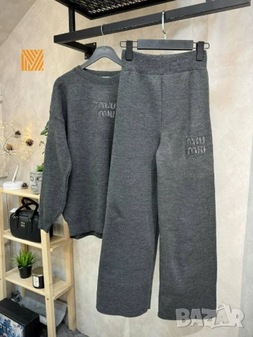 дамски екипи Miu Miu , снимка 2 - Спортни екипи - 50731656