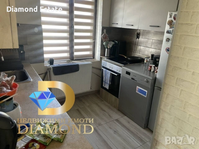 Двуетажна къща в село Върбица, обл. Хасково, снимка 7 - Къщи - 53492512