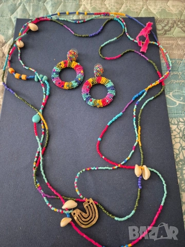 обеци и колие Parfois