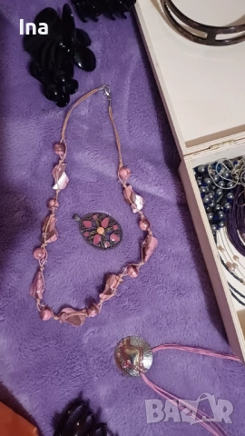 Бижута имитационни, снимка 5 - Бижутерийни комплекти - 52556219
