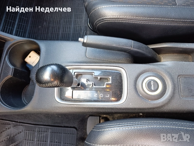 Mitsubishi Outlander 2.0i 4WD, Бензин/Газ 7 места, Данъчен кредит, Авто Каско, снимка 4 - Автомобили и джипове - 51572323