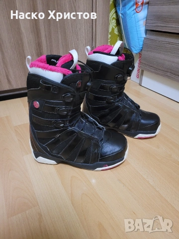 Обувки за сноуборд Salomon 42 номер, снимка 3 - Зимни спортове - 53560132