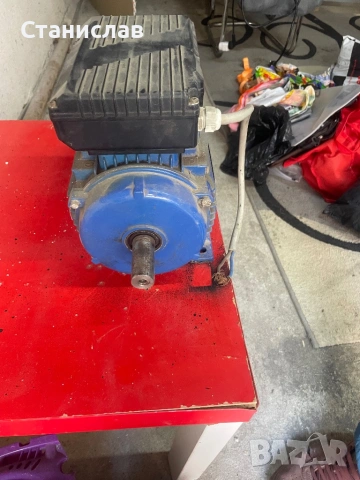 Trifazen motor 2.2 Italy, снимка 3 - Електродвигатели - 53125140