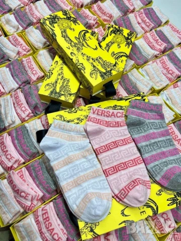 чорапи в кутия karl lagerfeld balenciaga calvin klein  nike, снимка 9 - Дамски чорапи - 50684785