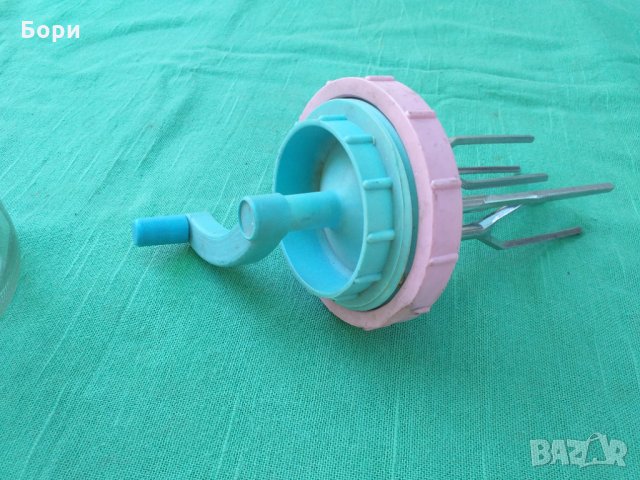 Стар ръчен миксер неизползван нов, снимка 4 - Аксесоари за кухня - 33551943