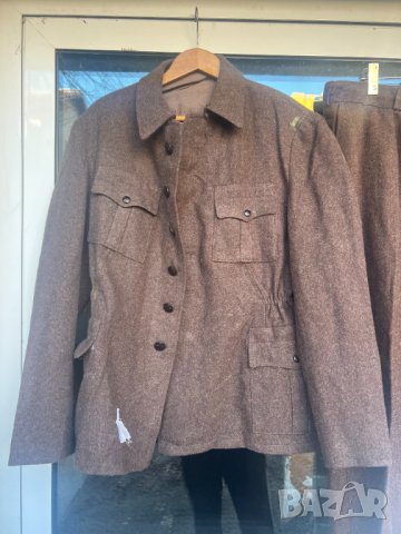 Продавам войнишка  униформа  въшкарник (шаек), снимка 3 - Антикварни и старинни предмети - 43694692