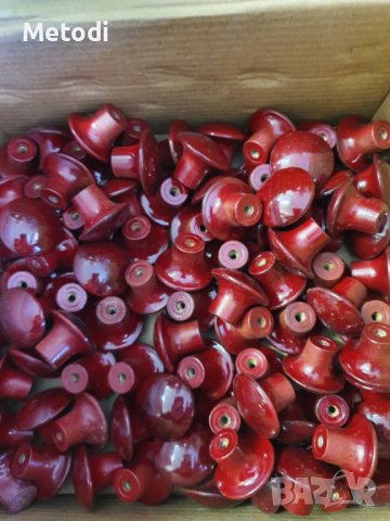 Мебелни дръжки пвц тип гъбка. Цена 0,80 лв. за 1бр., снимка 3 - Други - 43714119