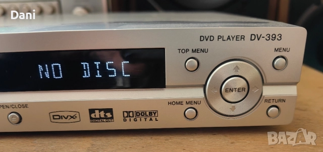 DVD player Pioneer DV-393, снимка 3 - Плейъри, домашно кино, прожектори - 52384712