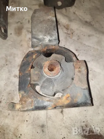 Тампони за двигателя за Тойота РАВ 4 2000 до 2005г.Toyota Rav 4, снимка 3 - Части - 48766740