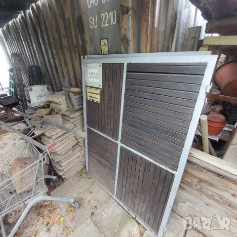 Гаражи врати