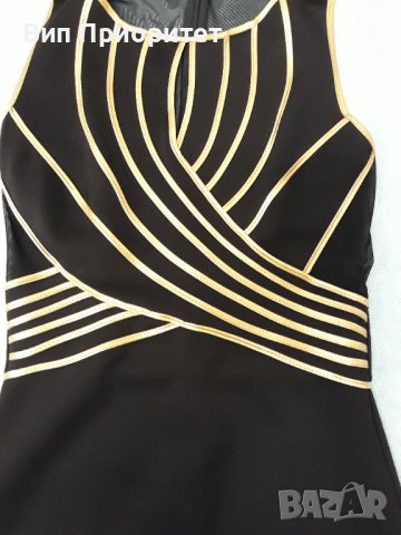 Бутикова рокля FERVENTE , черна с плътни и прозрачни сегменти /отстрани и на гърба/ + златни ивици, снимка 4 - Рокли - 37415384