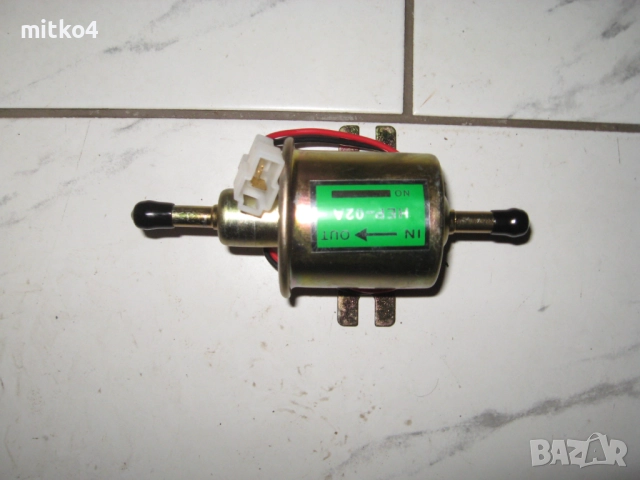 външна бензинова помпа за карбураторни уредби 02а