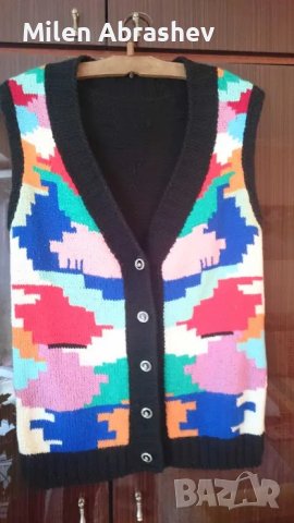 Дамски блузи ръчно плетиво, снимка 1 - Блузи с дълъг ръкав и пуловери - 43032818
