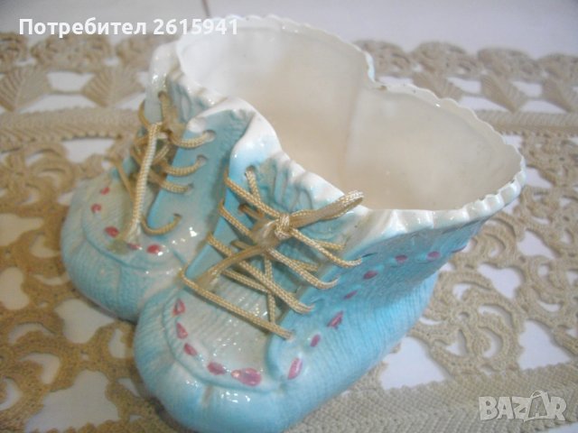 Винтидж 1960г-Япoнска INARCO-Порцеланова Фигура-Детски Обувки/Ваза-Отлична, снимка 3 - Статуетки - 39898150