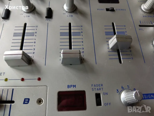 DJ Смесителен пулт, снимка 10 - Ресийвъри, усилватели, смесителни пултове - 49806042
