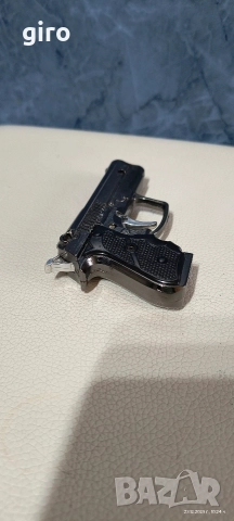 Метално пистолетче запалка Beretta- M9, снимка 5 - Запалки - 52885330