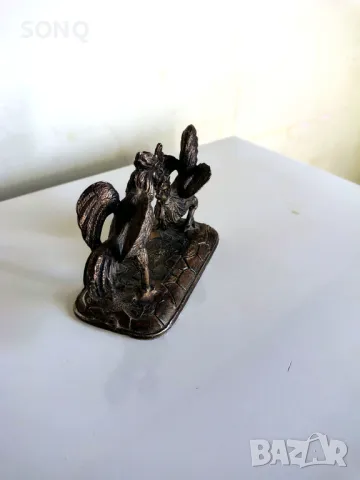 Прекрасна Колекционерска Фигурка Петел и Кокошка, снимка 6 - Колекции - 49601209