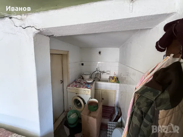 Къща с двор и селскостопански постройки, снимка 6 - Къщи - 49083513